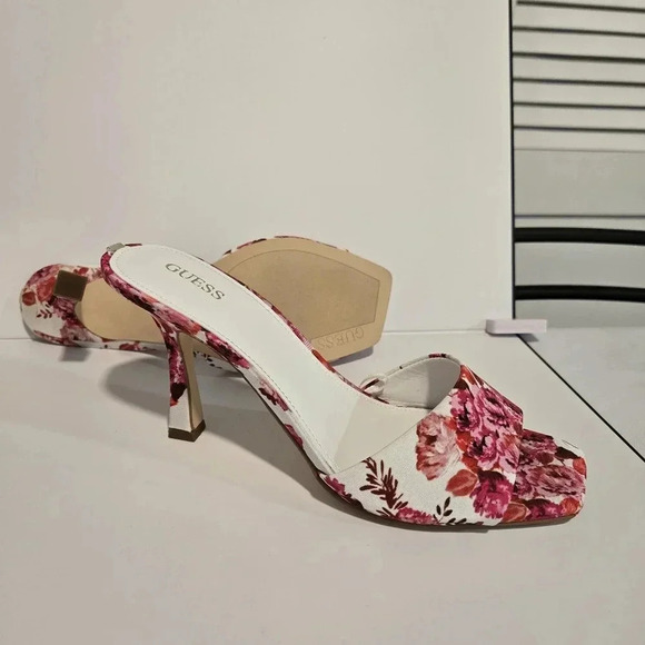Guess Floral Print Open-Toe Heels - Picture 8 of 13